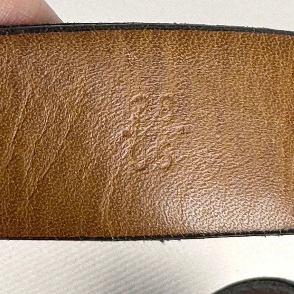 Trafalgar Black Belt Classic Vintage Crocodile Embossed Leather USA 32